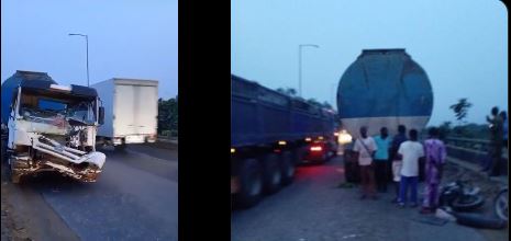 VIDEO: Multiple Vehicle Accidents On Ibeju Long Bridge Inward Epe