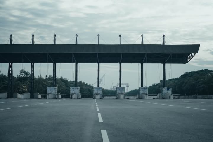 Public Outcry in Epe Over Dual Toll Gates, High Charges on Epe/Ijebu-Ode Expressway