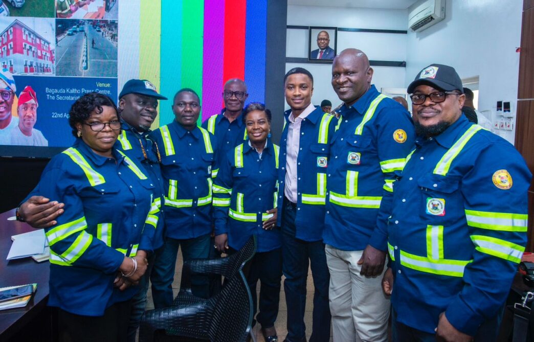 Lagos Cracks Down on Indoor Smoking, Fines 580 Nightclubs, Restaurants