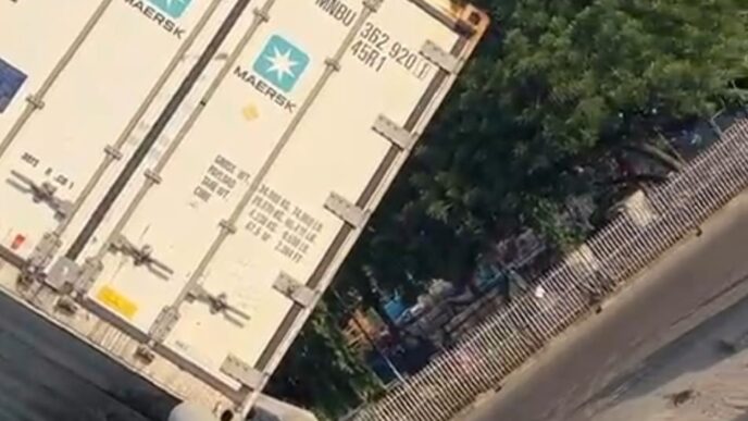 Tragedy on Eko Bridge: Falling Container Kills Two Dispatch Riders in Lagos