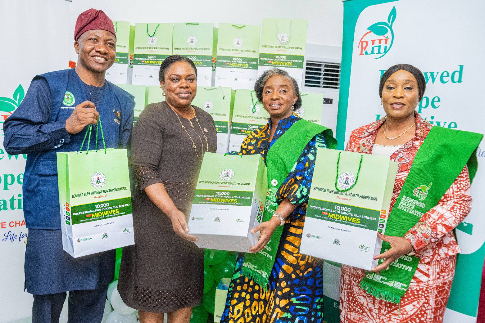 Lagos Nurses, Midwives Get Boost from Nigeria’s First Lady Through Renewed Hope Initiative