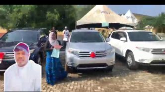Otunba Wale Raji Anomo Honours Traditional Rulers with Luxury Cars in Ikosi-Ejinrin LCDA