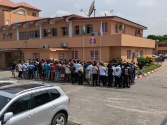 EFCC Arrests 120 in Major Internet Fraud Crackdown in Lagos