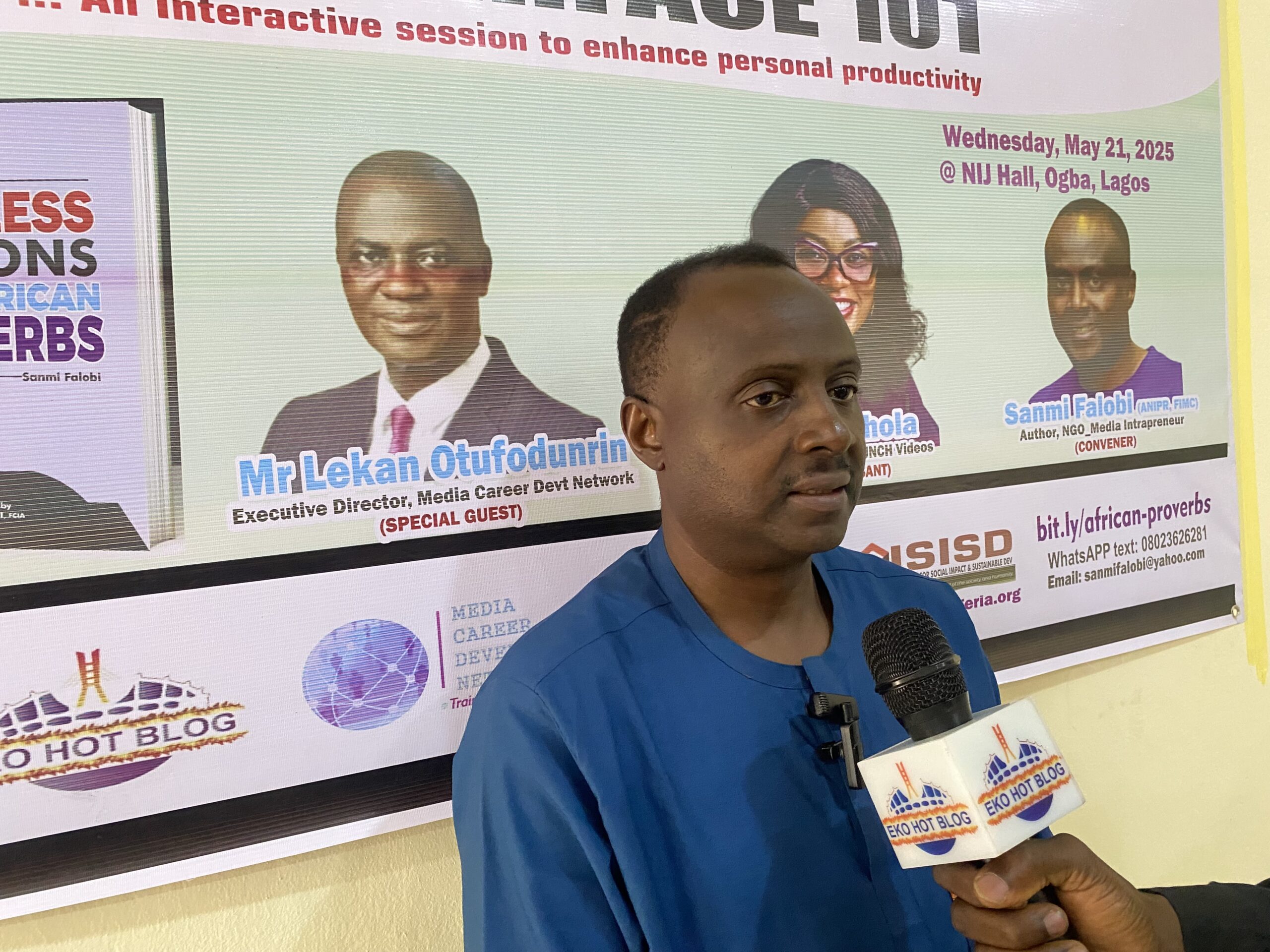 Students Receive Donated Books as Author Inspires at NIJ Career Seminar