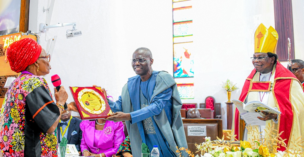 Governor Sanwo-Olu Joins Religious Leaders for First Session of 36th Synod of Lagos Diocese