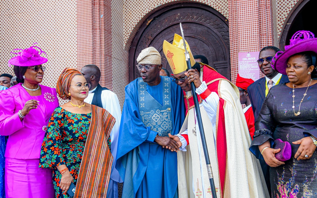 Governor Sanwo-Olu Joins Religious Leaders for First Session of 36th Synod of Lagos Diocese