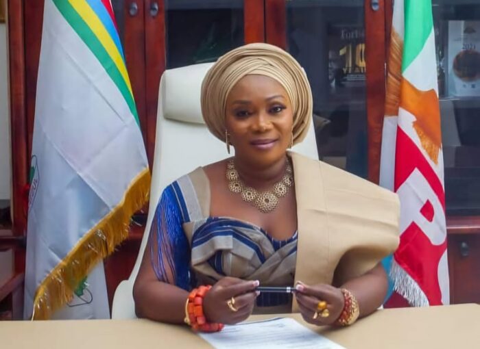 The Chairman of Epe Local Government, Princess Surah Animashaun, has successfully completed the construction of Shina Dipe Road.