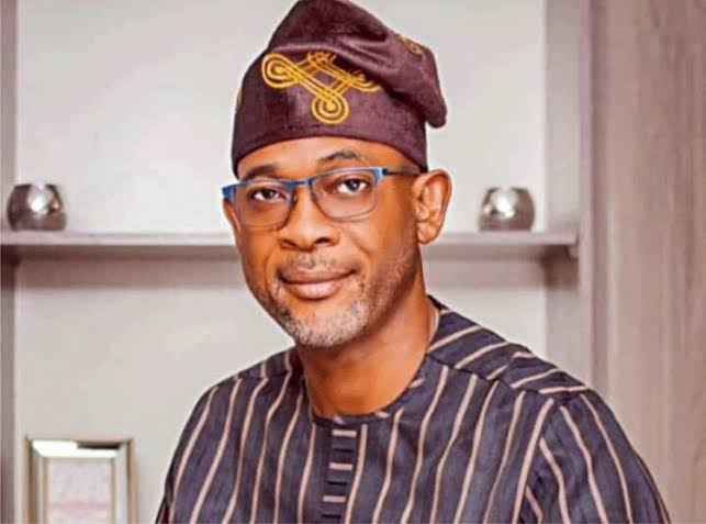 Lagos Council Chairman Kolade Alabi Collapses Mid-Speech at APC Meeting