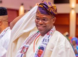 Senator Abiru Delivers Health and Education Projects to Lekki LCDA