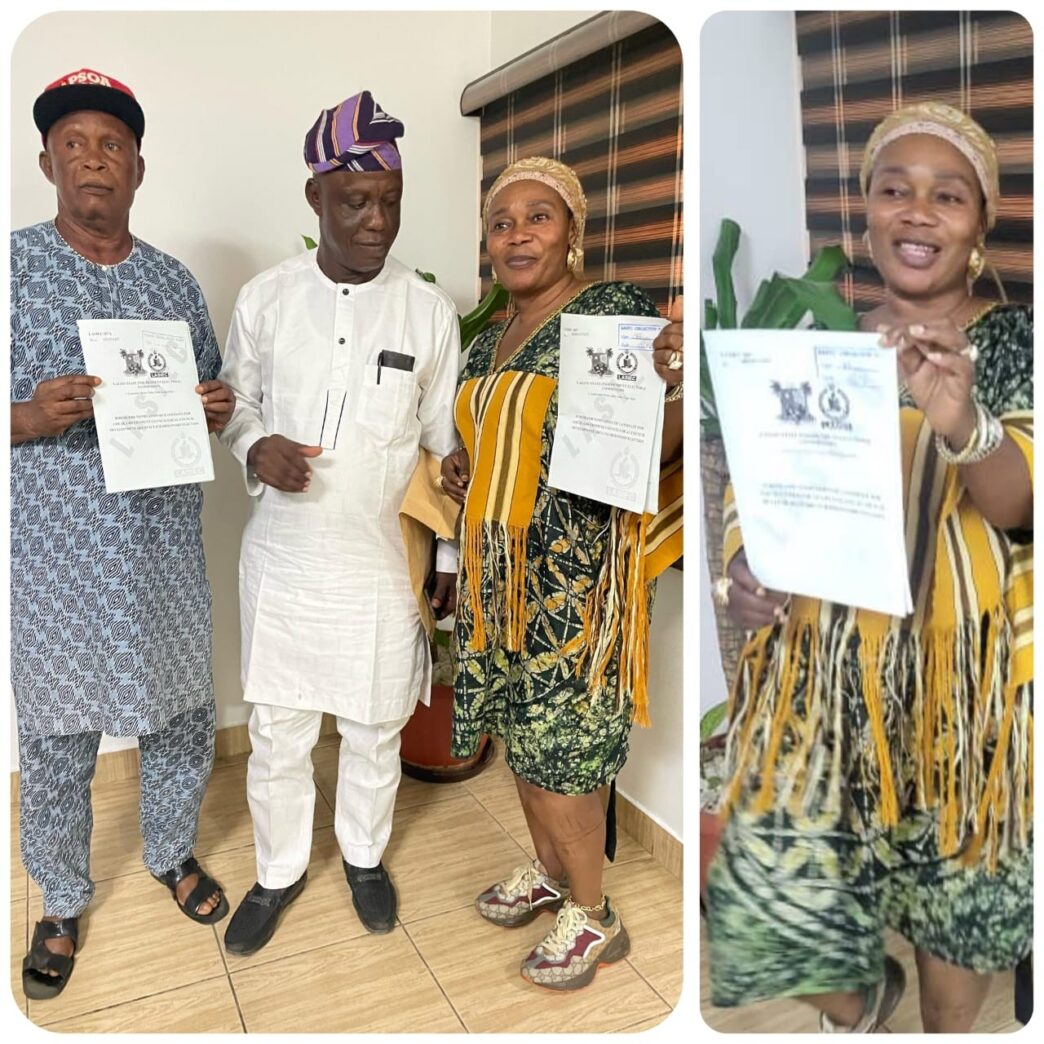 Animashaun, Owolomoshe Receive LASIEC Nomination Forms, Signal Re-election Bid for Epe LG