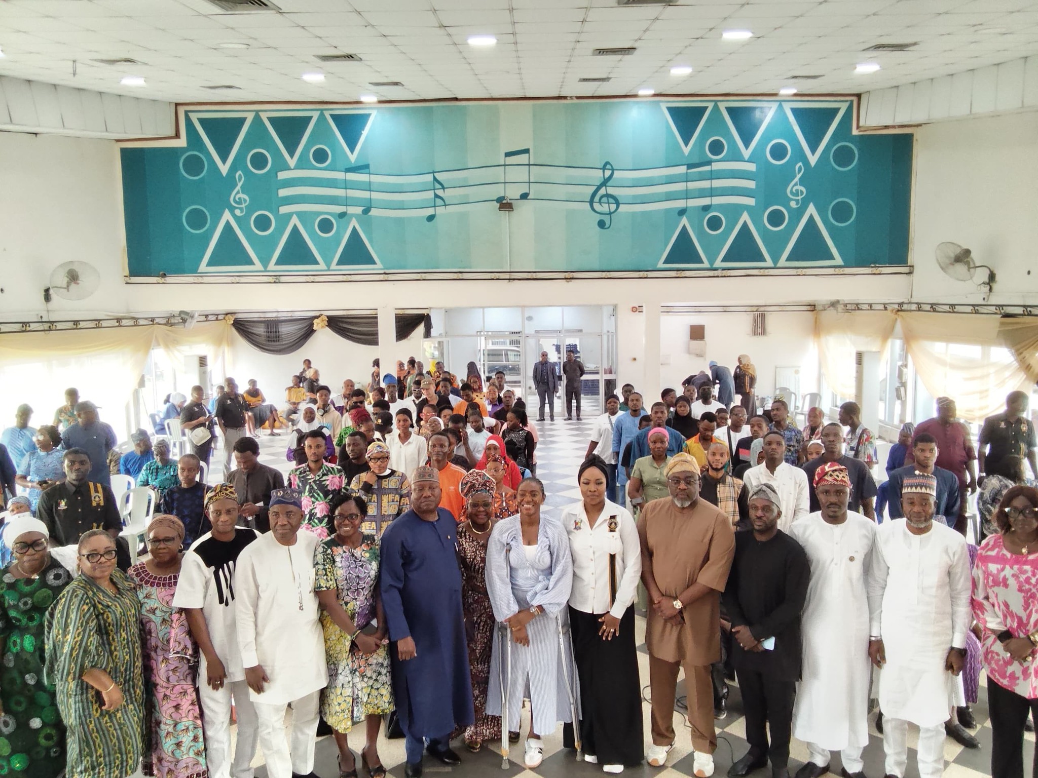 SPECIAL ADVISER URGES YOUTH TO LEVERAGE CULTURE FOR ECONOMIC EMPOWERMENT AT AFRICAN HAIR SUMMIT The Special Adviser to the Lagos State Governor on Tourism, Arts and Culture, Mr. Idris Aregbe has called on young entrepreneurs to harness the power of culture as a catalyst for youth empowerment and sustainable economic growth. Speaking at the 2025 African Hair Summit, organised by students of the University of Lagos (UNILAG) on Friday, Aregbe emphasised that entrepreneurship is not solely about access to capital, but begins with the right structures, networks, and branding that form the foundation for business growth. Addressing the gathering of students, creatives, and budding entrepreneurs, he noted that it was “A profound moment to engage with young minds shaping the future.” He urged participants to seek adequate information about their chosen enterprises, stressing that knowledge and strategy are critical to unlocking the many opportunities within the cultural and creative industries. Reaffirming the administration of Governor Babajide Sanwo-Olu’s commitment to nurturing small and medium-sized businesses (SMEs) and visionary youth across various sectors, Aregbe stated that Lagos remains a city of “bold dreams, inspiring stories, and shared success.” The Special Adviser encouraged the young entrepreneurs to stay innovative and resilient, assuring them that the state government will continue to provide an enabling environment for them to thrive.