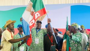Hon. Monsuru Akinloye Receives APC Flag, Reaffirms Commitment to Lead Eredo LCDA Forward