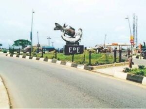 Crisis Rocks Epe as LG Boss Suspends Installation of New Olu-Epe