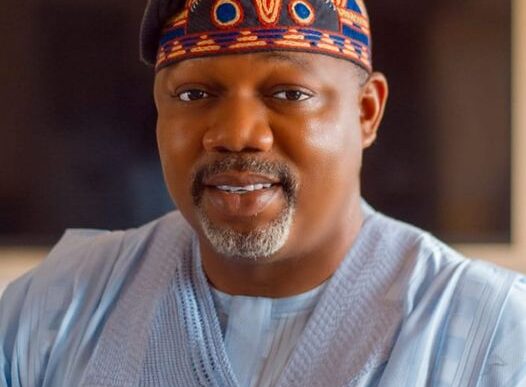 Hon. Akogun Wale Raji Anomo Receives Royal Blessings Ahead of LG Polls