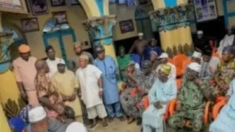 Lagos Monarch Dethrones Six Chiefs Over Unauthorized Political Appearance