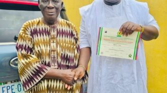 Hon. Akinloye Presents Certificate of Return to APC Apex Leader, Alhaji Seriki Bamu in Gesture of Loyalty, Gratitude