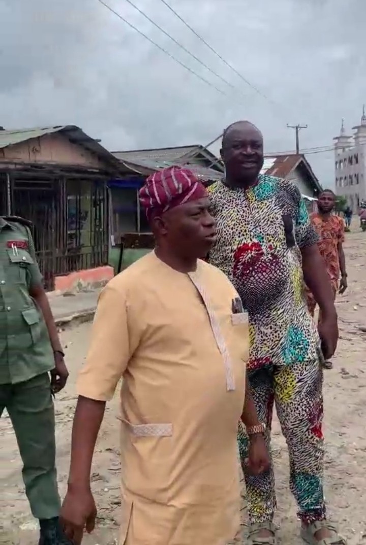 Hon. Olowa Inspects Proposed Road, Drainage Projects in Lakowe Community