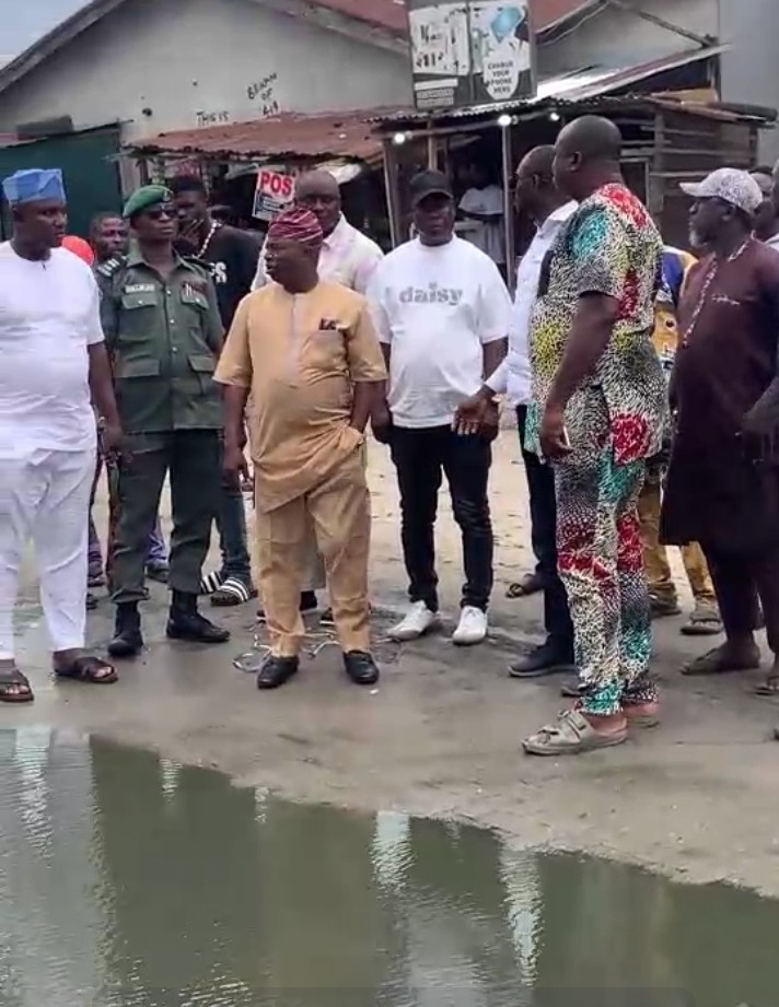 Hon. Olowa Inspects Proposed Road, Drainage Projects in Lakowe Community