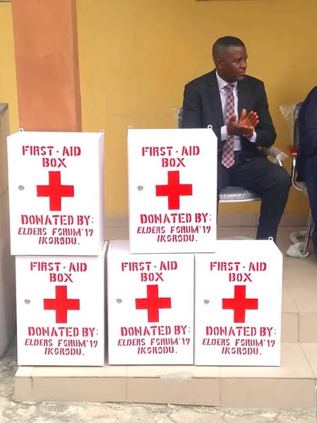 Education District II Distributes Sports Equipment to Boost Grassroots Sports in Lagos Schools