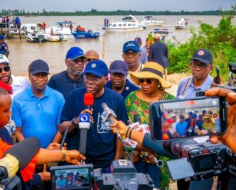PHOTOS: Gov. Sanwo-Olu Tours Ilashe, Ibeshe Beach Communities
