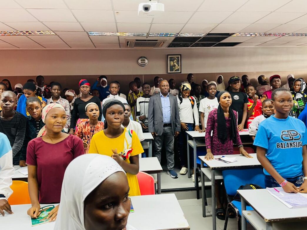 Hon. Olowa Calls for Focus, Discipline Among Youths as New Students Enrolled in Ibeju-Lekki Weekend Tutorial Program