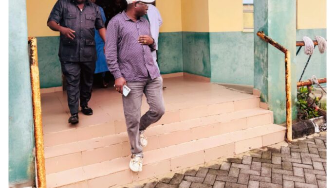 Kasali Inspects Apakin Primary Health Centre, Vows Improved Service Delivery