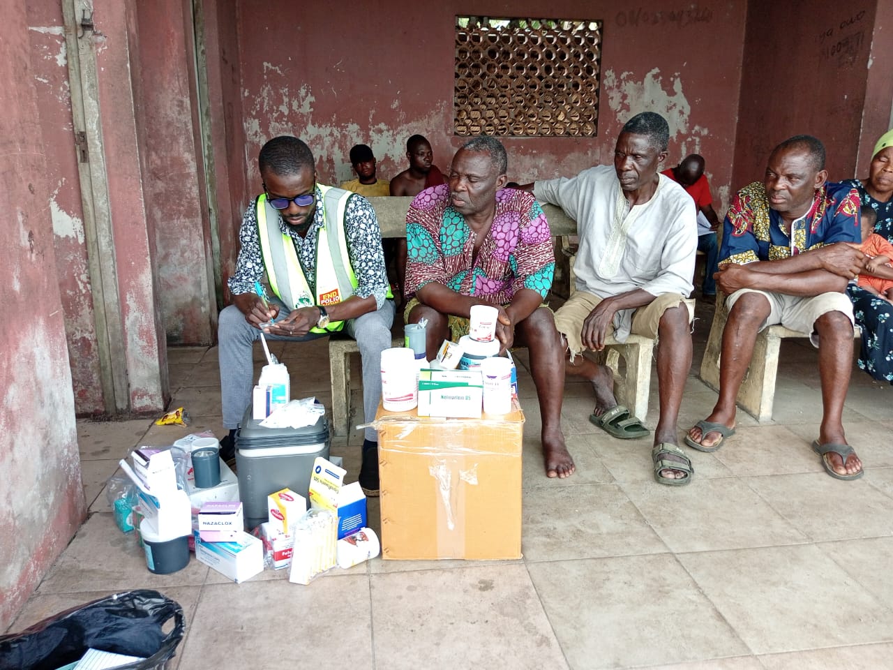 Animashaun Extends Free Medical Outreach to Epe’s Riverine Communities