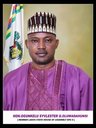 Hon. Sketel’s Sunday Outreach Brings Relief to Epe II Residents