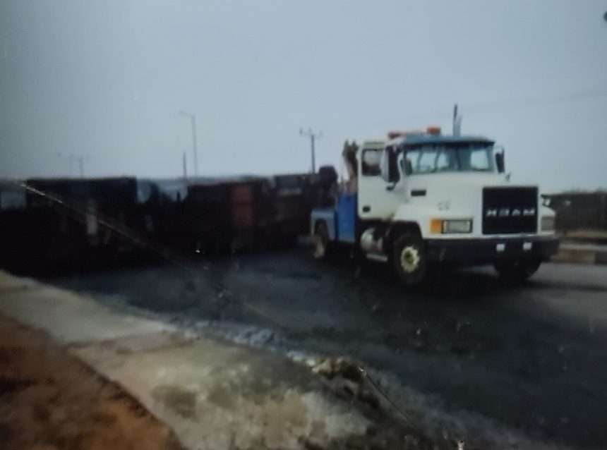 Vehicles Burnt as Fuel Tanker Catches Fire at Atlantic Road, Eredo