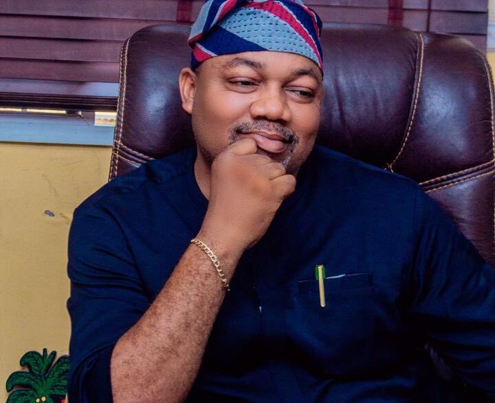 : Akogun Anomo Urges Ikosi-Ejinrin Schools to Embrace Excellence