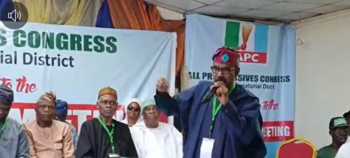 APC Lagos East Holds Stakeholders’ Meeting as Hon. Ojelabi Issues Mandatory E-Registration Targets