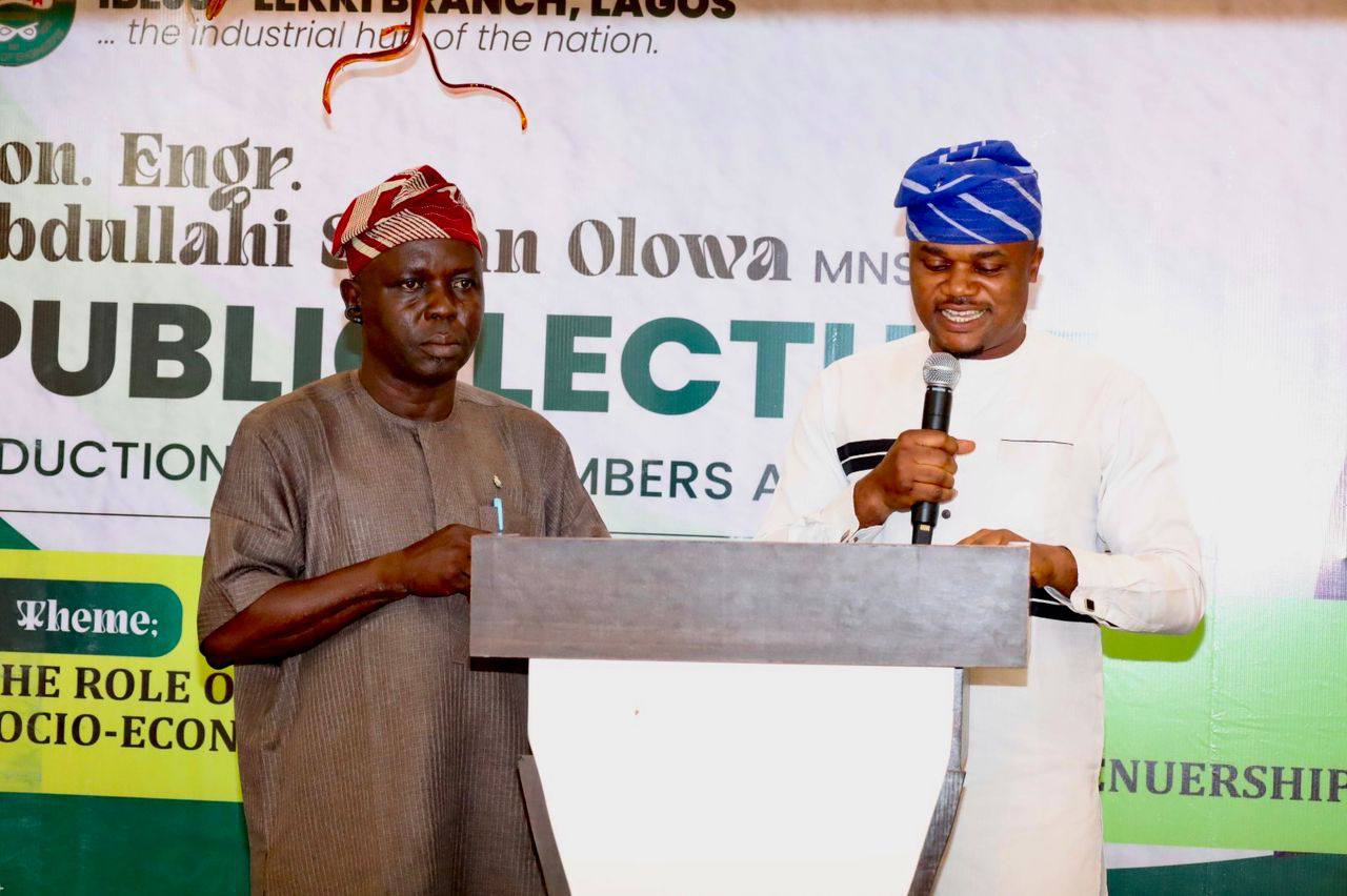 Hon. Olowa