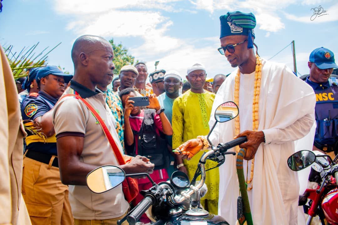 Akinloye
