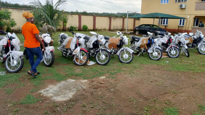 ikosi ejirin